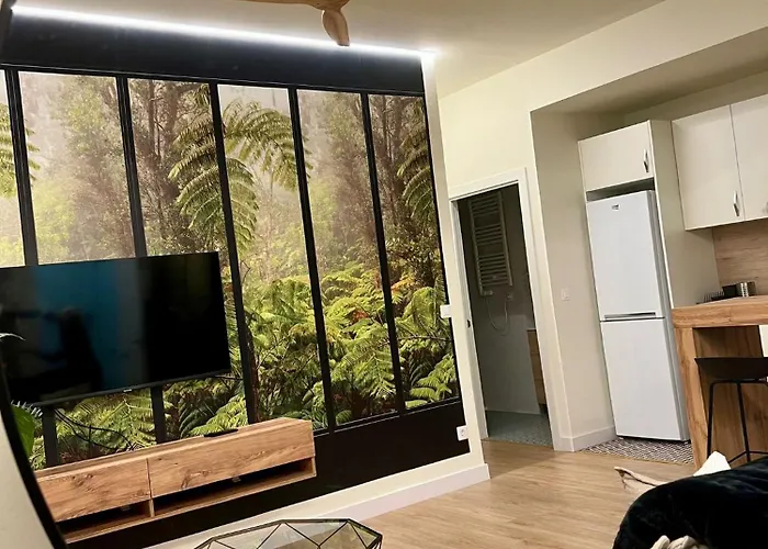 Apartment North Shore 4 *