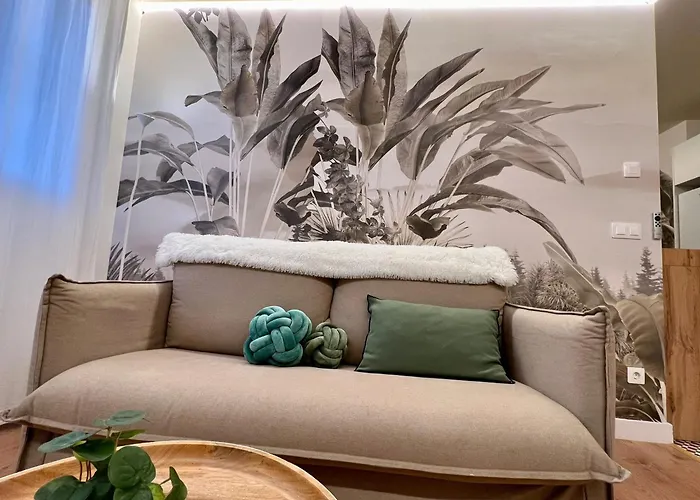 North Shore 4 Apartment